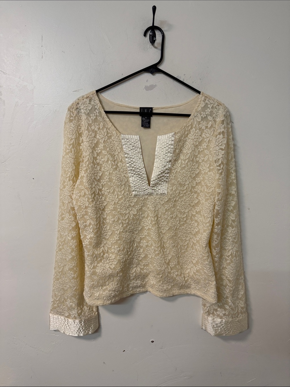 INC International Concepts Cream Lace V-Neck Long Sleeve Blouse Y2K
